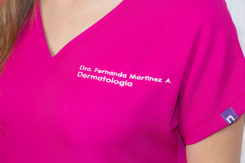 La Importancia de la Personalización en los Uniformes Médicos